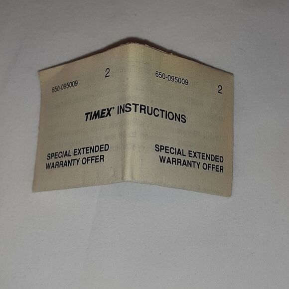 NOS 1994 Ladies Timex Quartz Watch 44557 Stand + - Picture 4 of 4